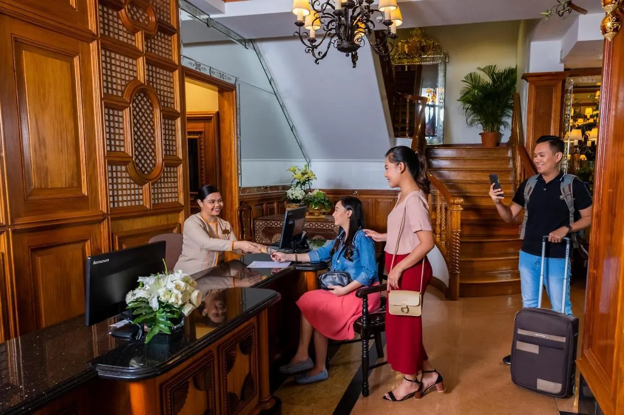 The Legend Villas Mandaluyong 3*,  Philippines